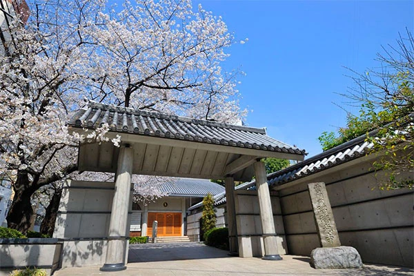 瑠璃光寺 / 東京都港区