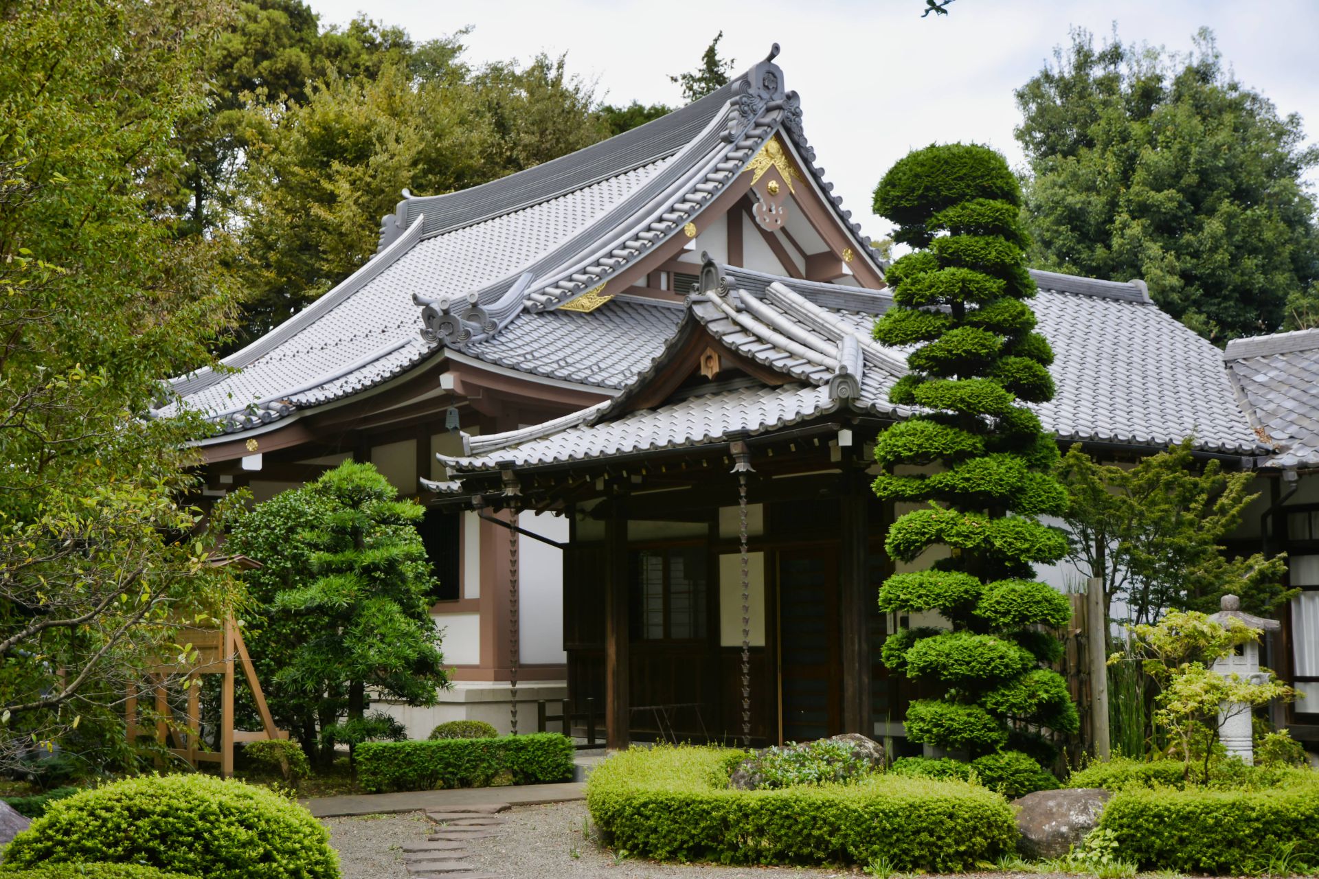 歴史あるお寺「寳壽院」が運営・管理 