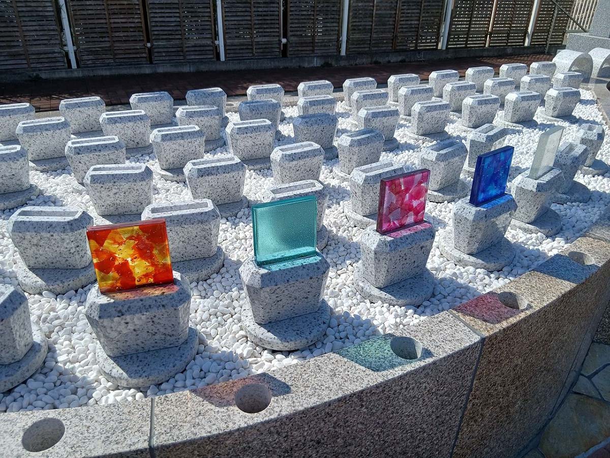 永代供養墓「久遠（とわ）」